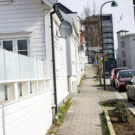Willa Near Nature, Sauna & Downtown Stavanger